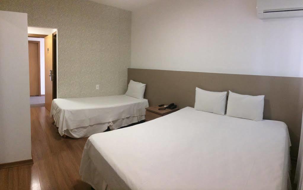 Lord Hotel Aeroporto Confins 베스파시아노 외부 사진